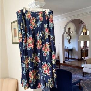 Talbots Pleated Fit and Flare Navy Skirt Pink & Yellow Roses & Green Leaves L